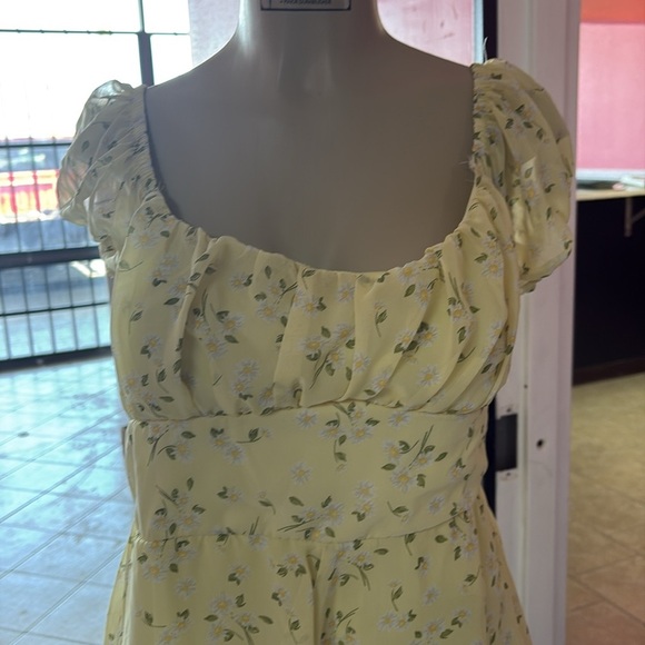 Floral Yellow Dress - Picture 2 of 5
